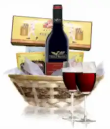 name: Deluxe Red Wine & Cheese Hamper